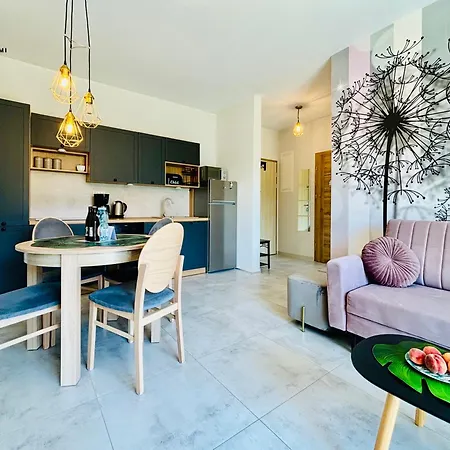 Pod Brzozami Apartamenty Sloneczne Apartamenty Ustronie Morskie Exterior photo