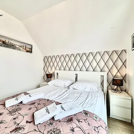 Pod Brzozami Apartamenty Sloneczne Apartamenty Ustronie Morskie Exterior photo